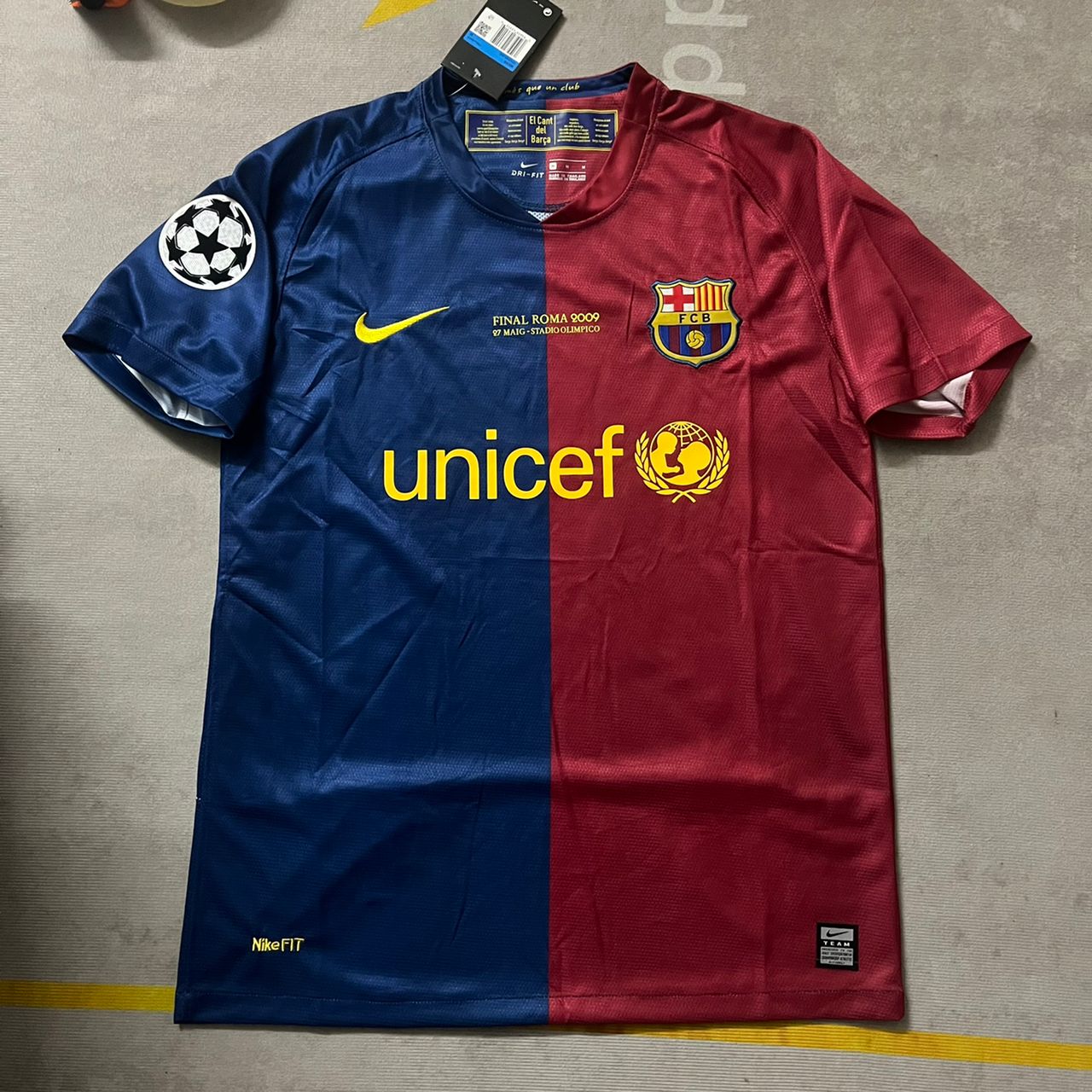 Lionel Messi Barcelona 2009 Roma Final Retro Jersey